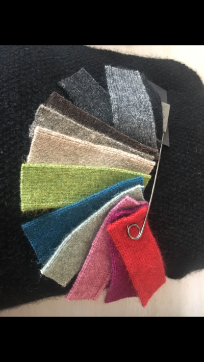 Plain Gloves